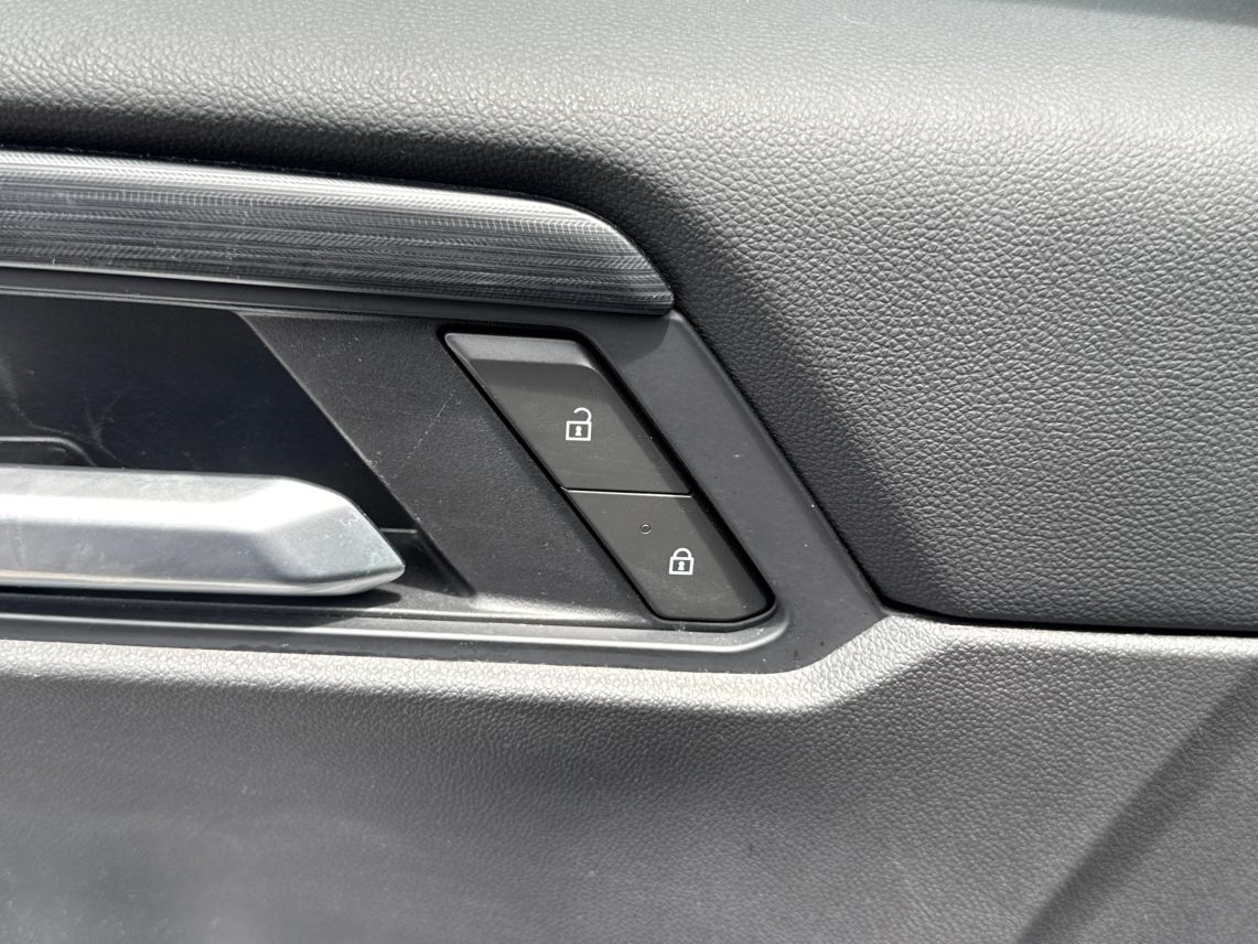 2025 GMC Acadia Elevation Sport Utility 4D