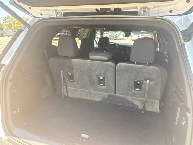 2025 GMC Acadia Elevation Carbondale IL