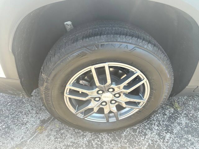 2025 GMC Acadia Elevation Carbondale IL