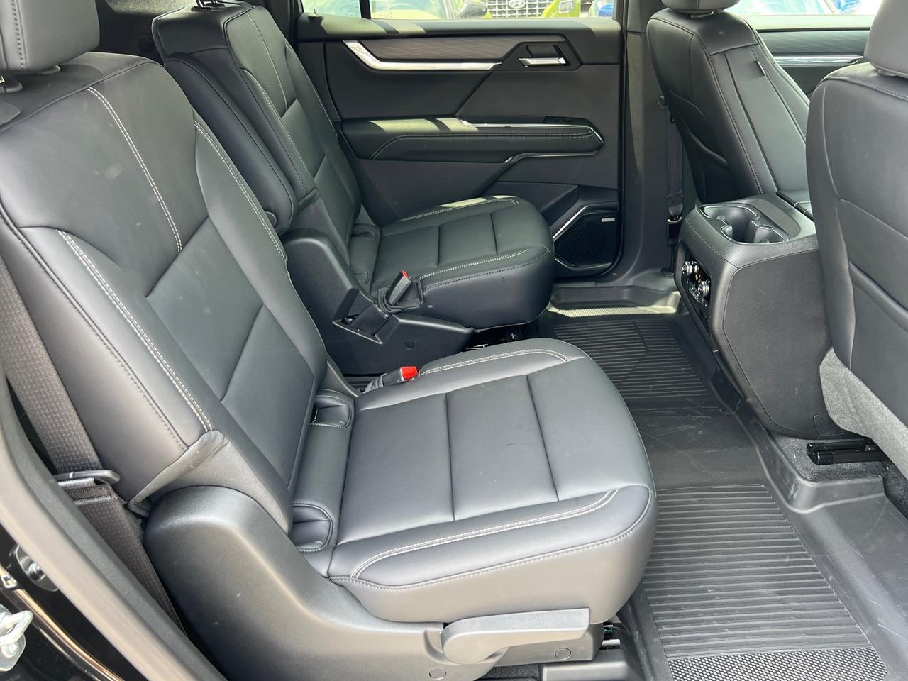 2025 GMC Acadia Elevation Hagerstown MD