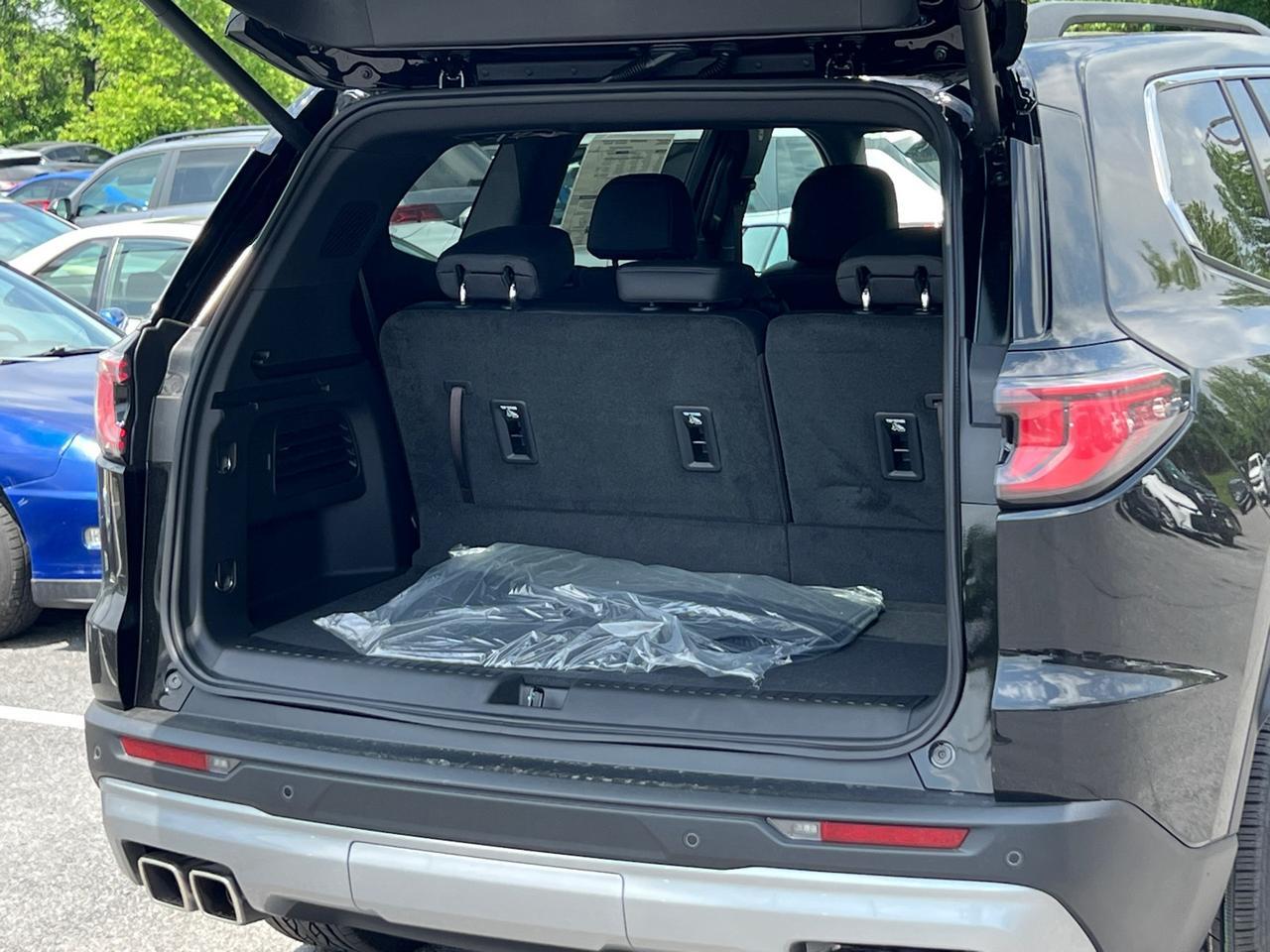 2025 GMC Acadia Elevation Hagerstown MD