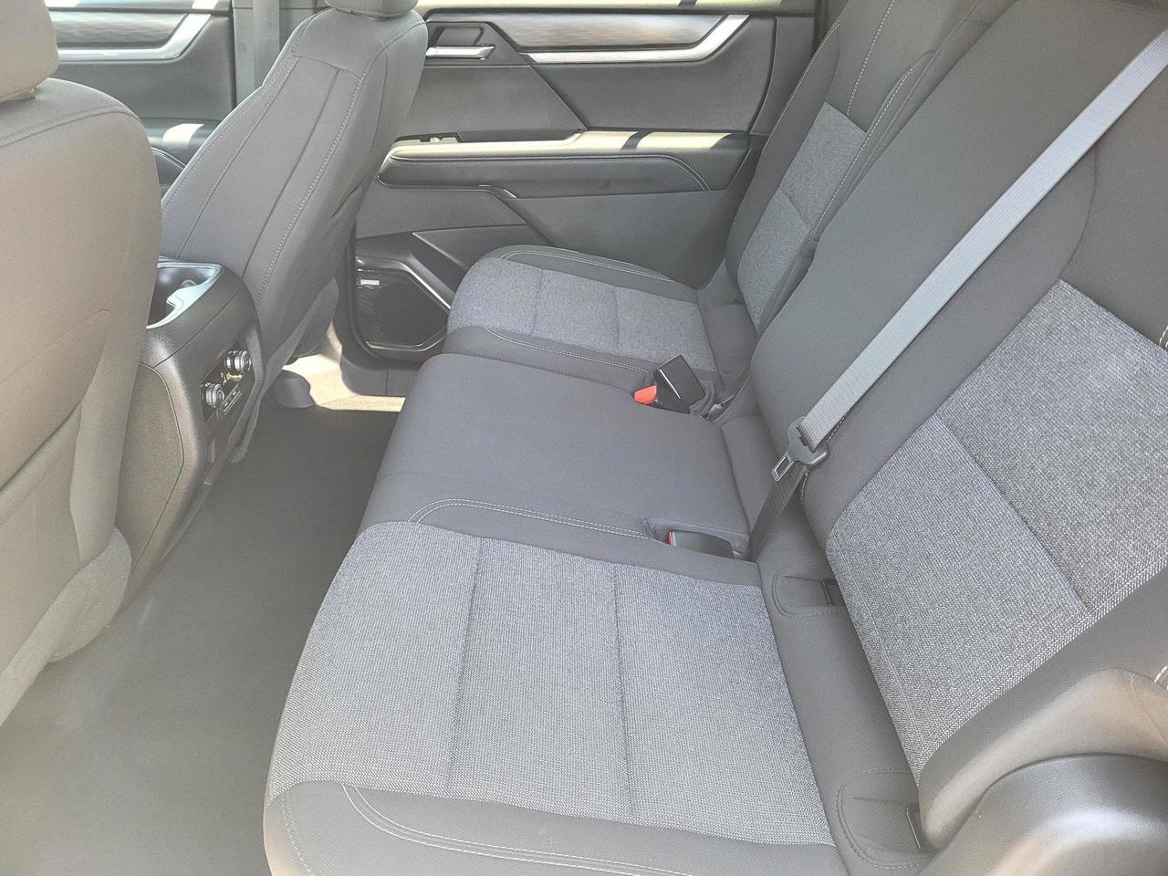 2025 GMC Acadia FWD Elevation Roseville CA