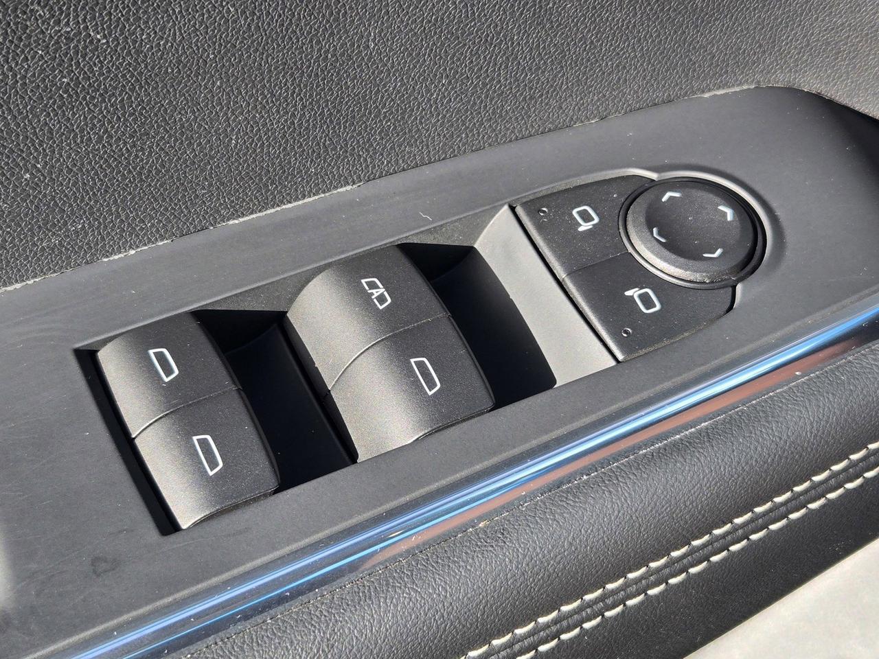 2025 GMC Acadia FWD Elevation Roseville CA