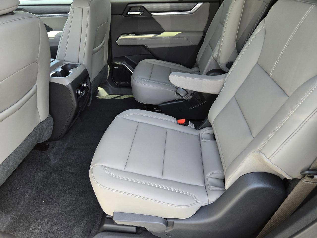 2025 GMC Acadia FWD Elevation Roseville CA