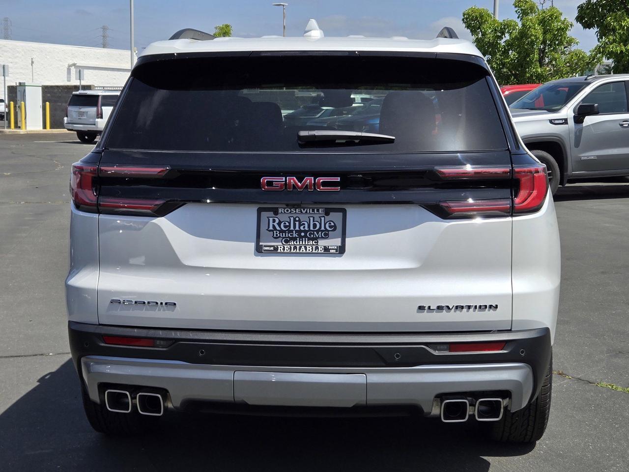 2025 GMC Acadia FWD Elevation Roseville CA