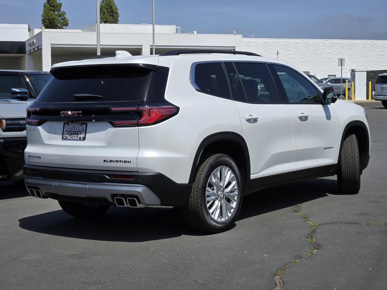 2025 GMC Acadia FWD Elevation Roseville CA