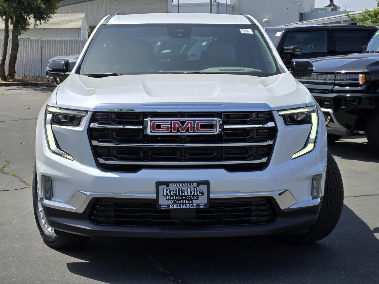 2025 GMC Acadia FWD Elevation