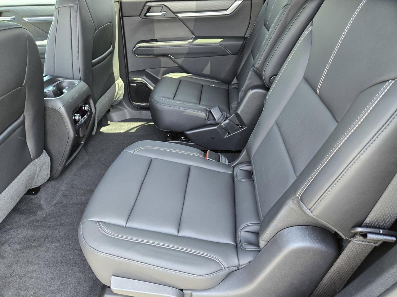 2025 GMC Acadia FWD Elevation Roseville CA