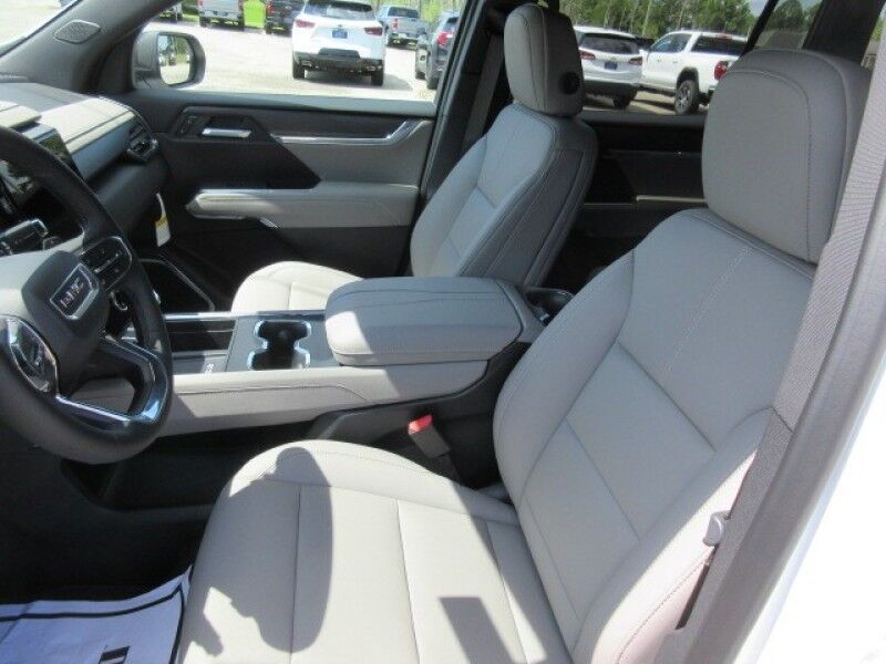 2025 GMC Acadia FWD Elevation Saint George SC