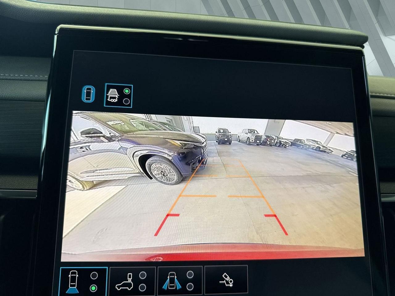 2025 GMC Acadia FWD Elevation San Antonio TX