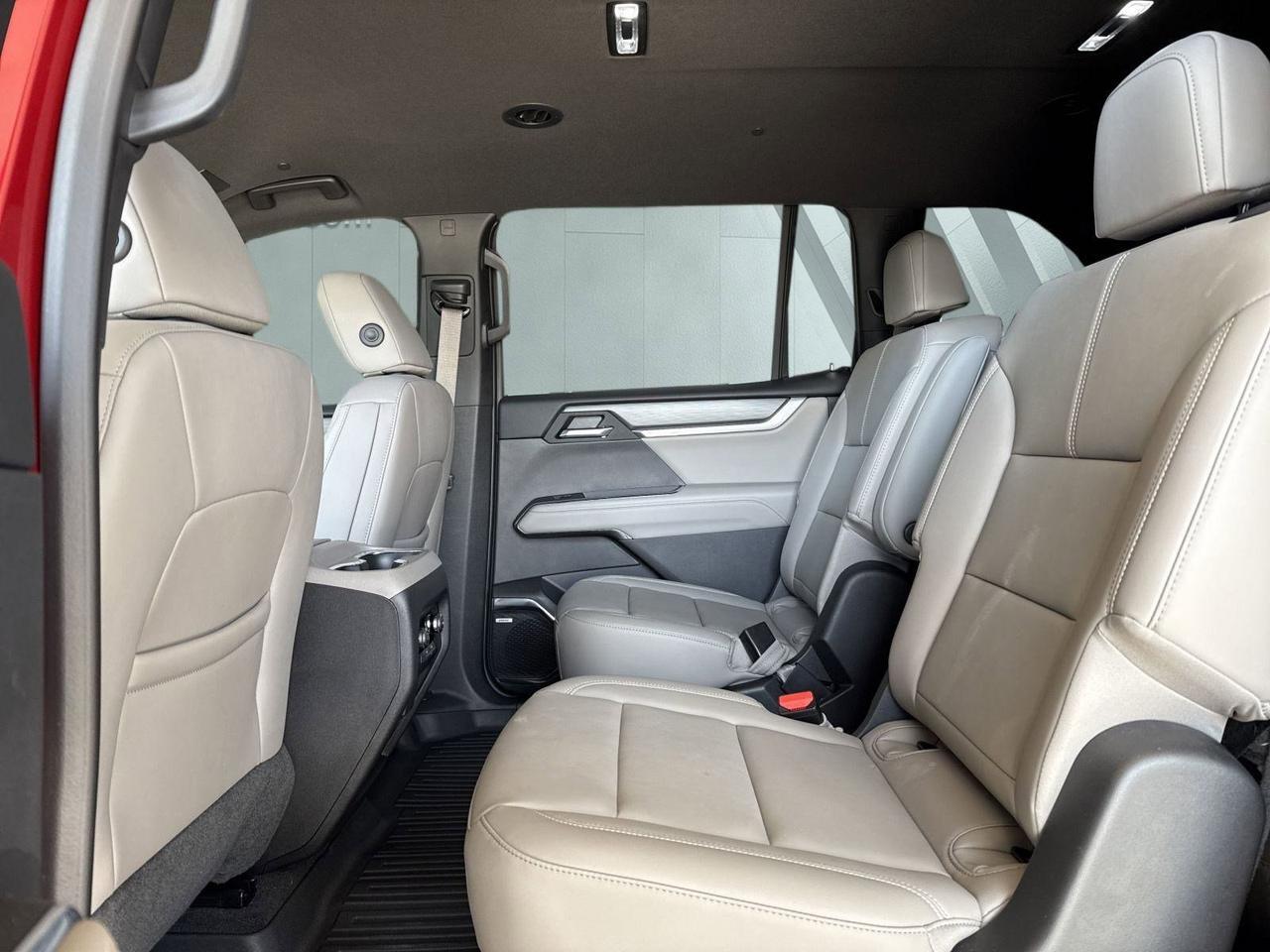 2025 GMC Acadia FWD Elevation San Antonio TX