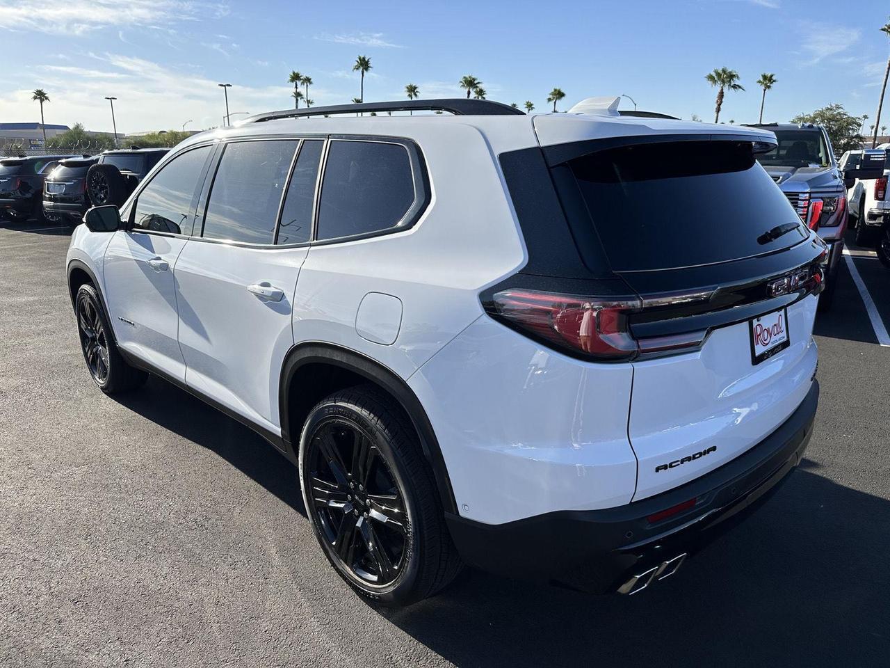 2025 GMC Acadia FWD Elevation Tucson AZ
