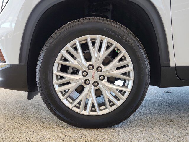 2025 GMC Acadia FWD Elevation Wilson NC