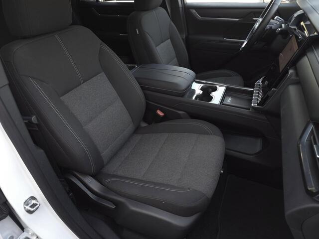 2025 GMC Acadia FWD Elevation Wilson NC