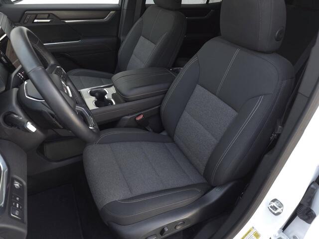 2025 GMC Acadia FWD Elevation Wilson NC