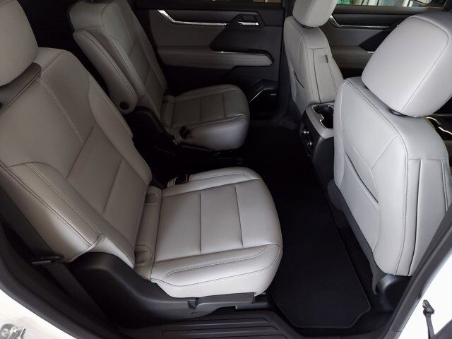 2025 GMC Acadia FWD Elevation Wilson NC