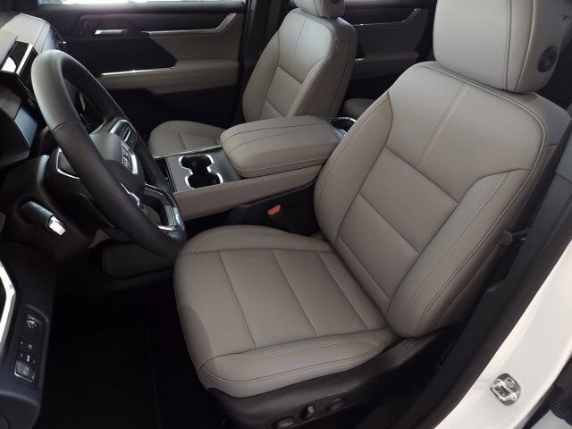 2025 GMC Acadia FWD Elevation Wilson NC