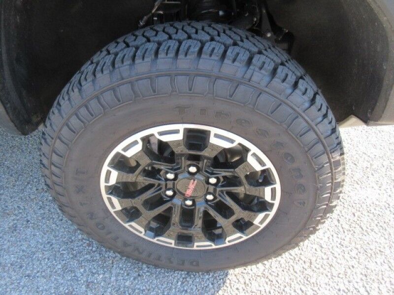 2025 GMC Canyon 4WD AT4 Saint George SC