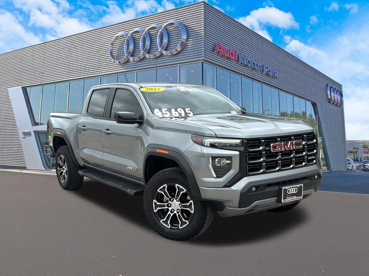 2025 GMC Canyon 4WD AT4