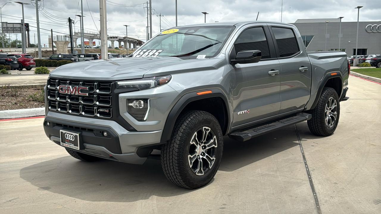 2025 GMC Canyon 4WD AT4