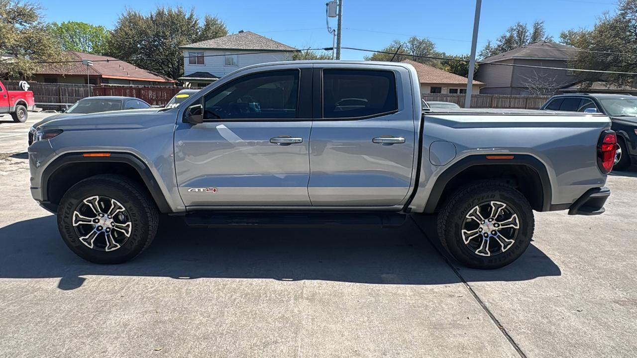 2025 GMC Canyon 4WD AT4  Selma TX