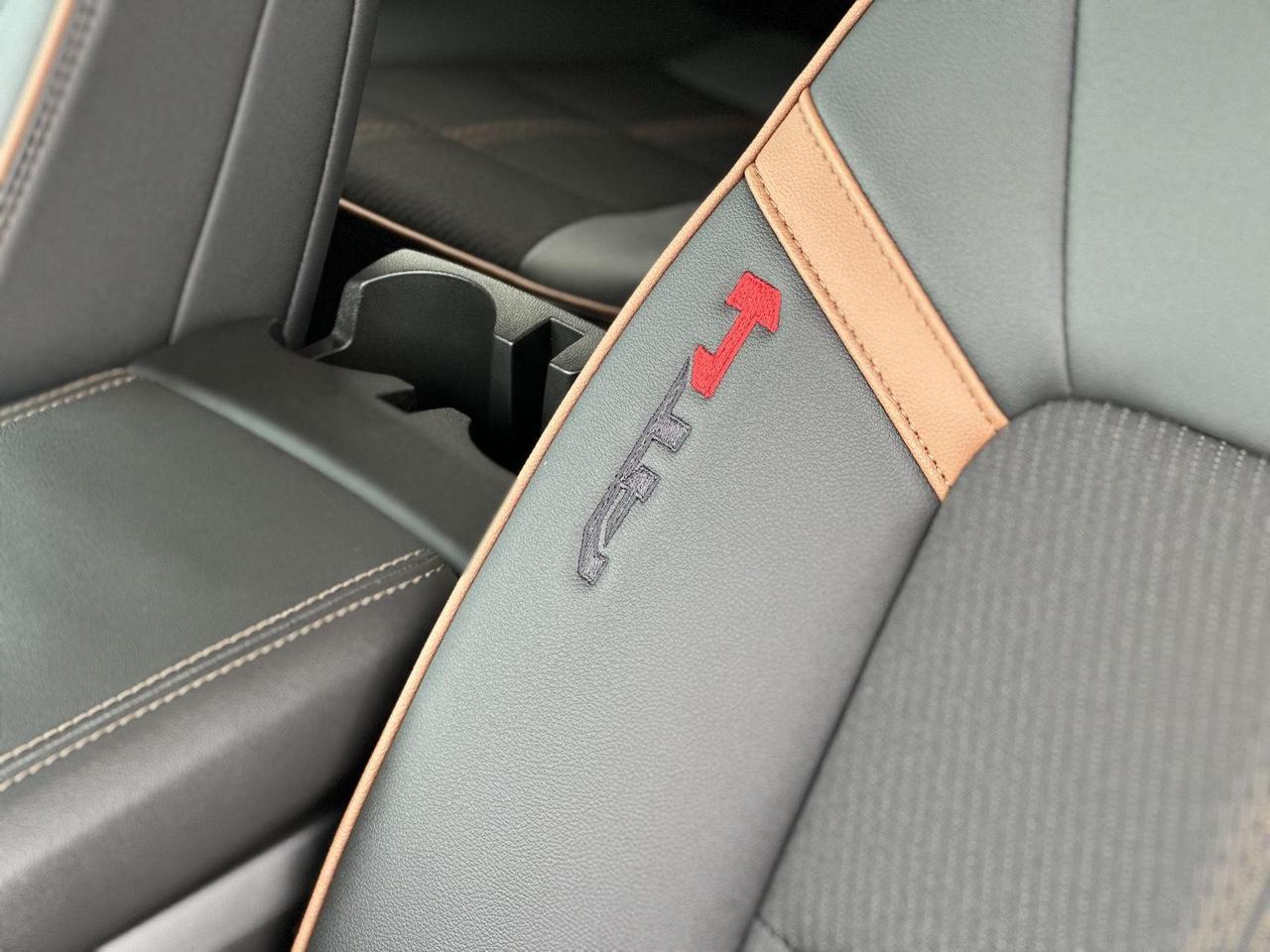 2025 GMC Canyon 4WD AT4 Tucson AZ