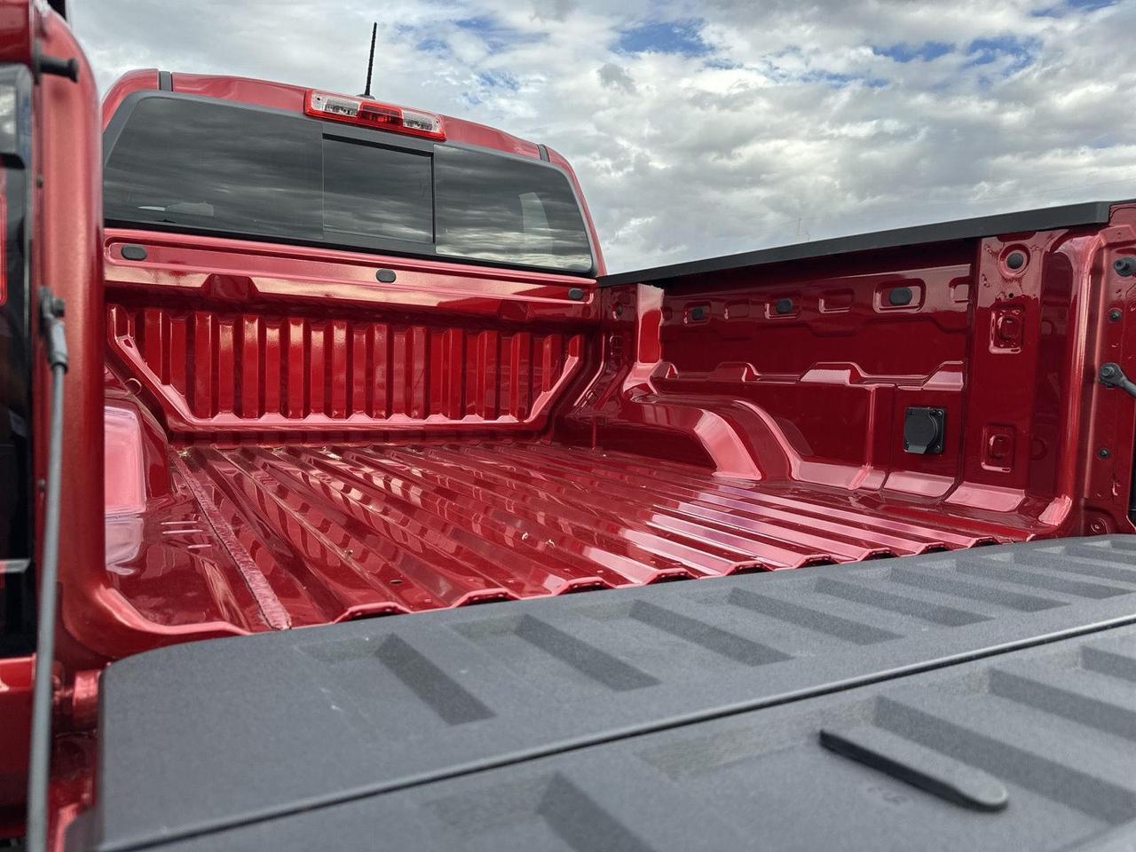 2025 GMC Canyon 4WD AT4 Tucson AZ