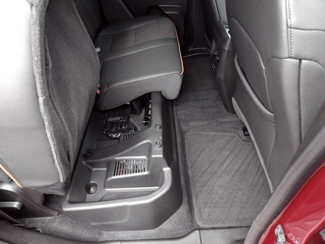 2025 GMC Canyon 4WD AT4 Wilson NC