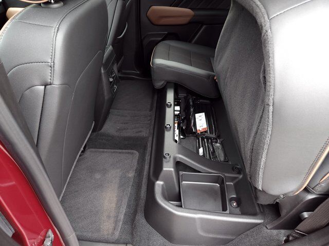 2025 GMC Canyon 4WD AT4 Wilson NC