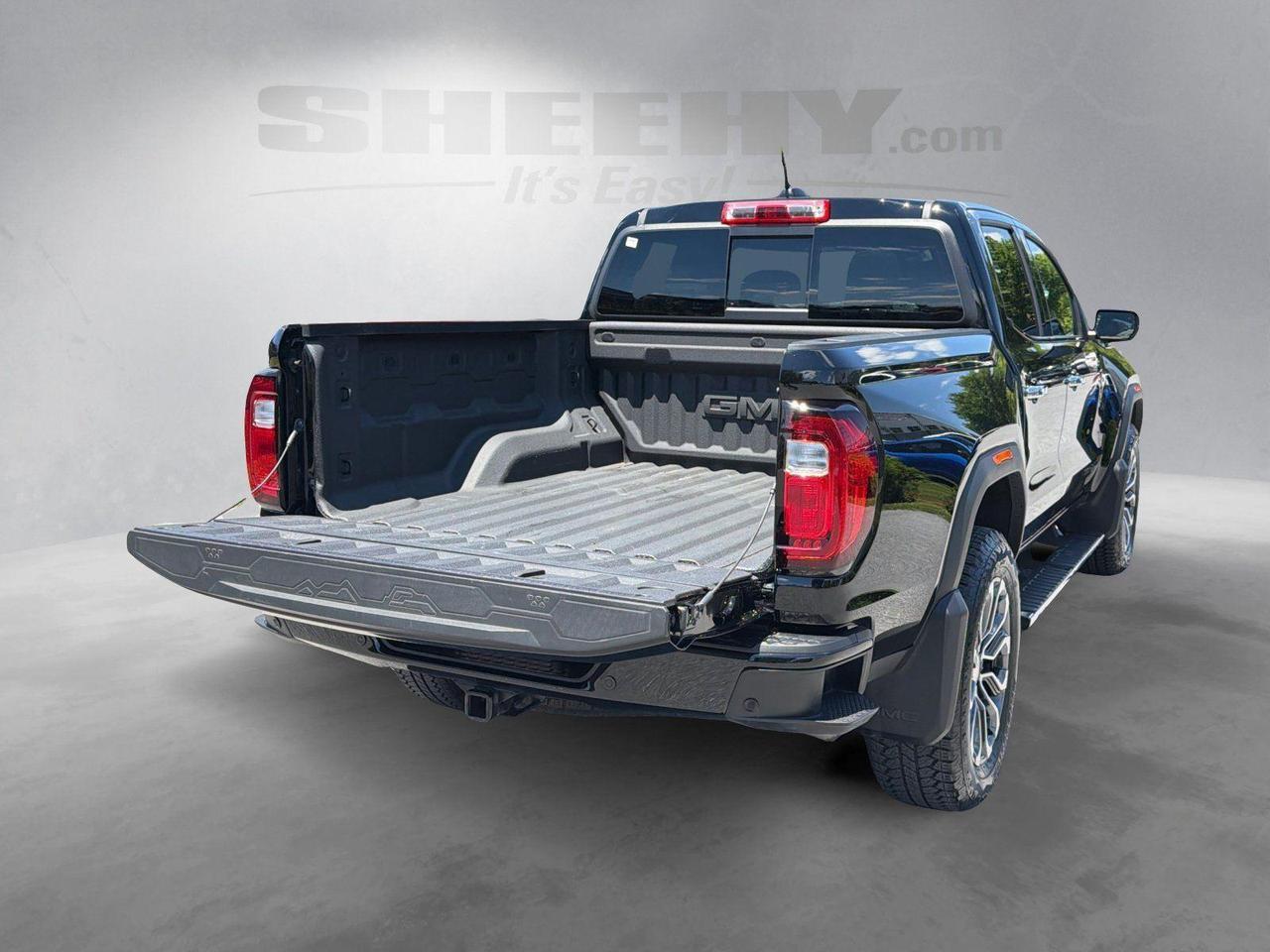 2025 GMC Canyon 4WD Denali Hagerstown MD