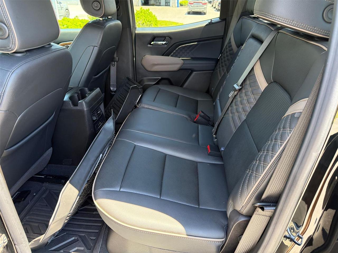 2025 GMC Canyon 4WD Denali Hagerstown MD