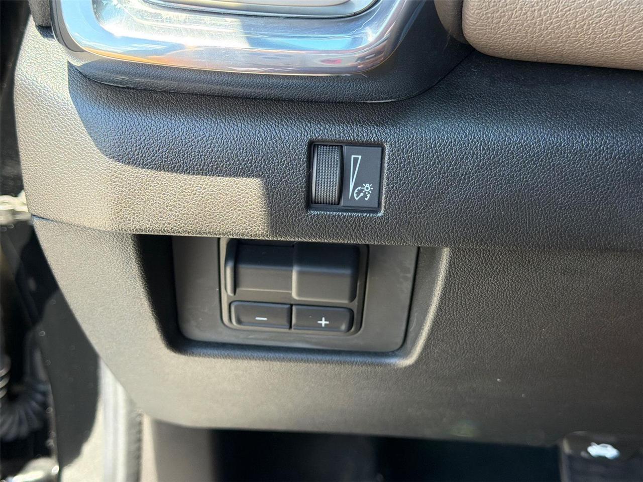 2025 GMC Canyon 4WD Denali Hagerstown MD
