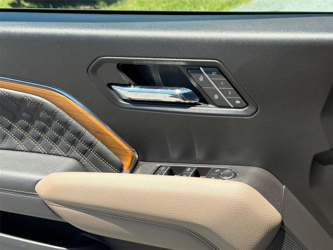 2025 GMC Canyon 4WD Denali Hagerstown MD