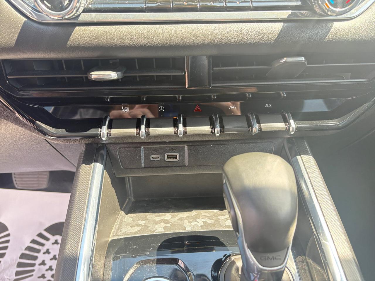 2025 GMC Canyon 4WD Elevation New Braunfels TX