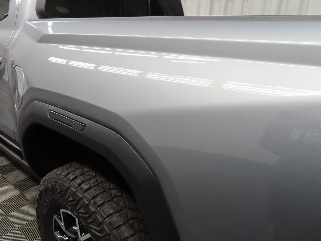 2025 GMC Canyon 4x4 Crew Cab AT4 Fond du Lac WI