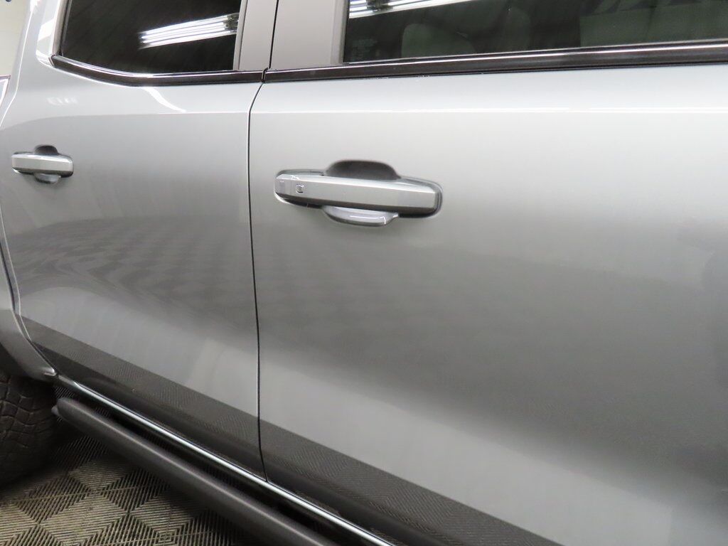 2025 GMC Canyon 4x4 Crew Cab AT4 Fond du Lac WI