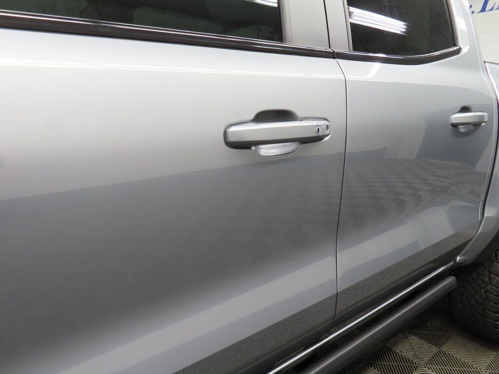 2025 GMC Canyon 4x4 Crew Cab AT4 Fond du Lac WI