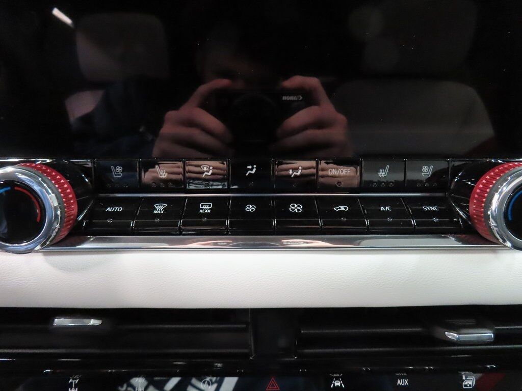 2025 GMC Canyon 4x4 Crew Cab AT4 Fond du Lac WI