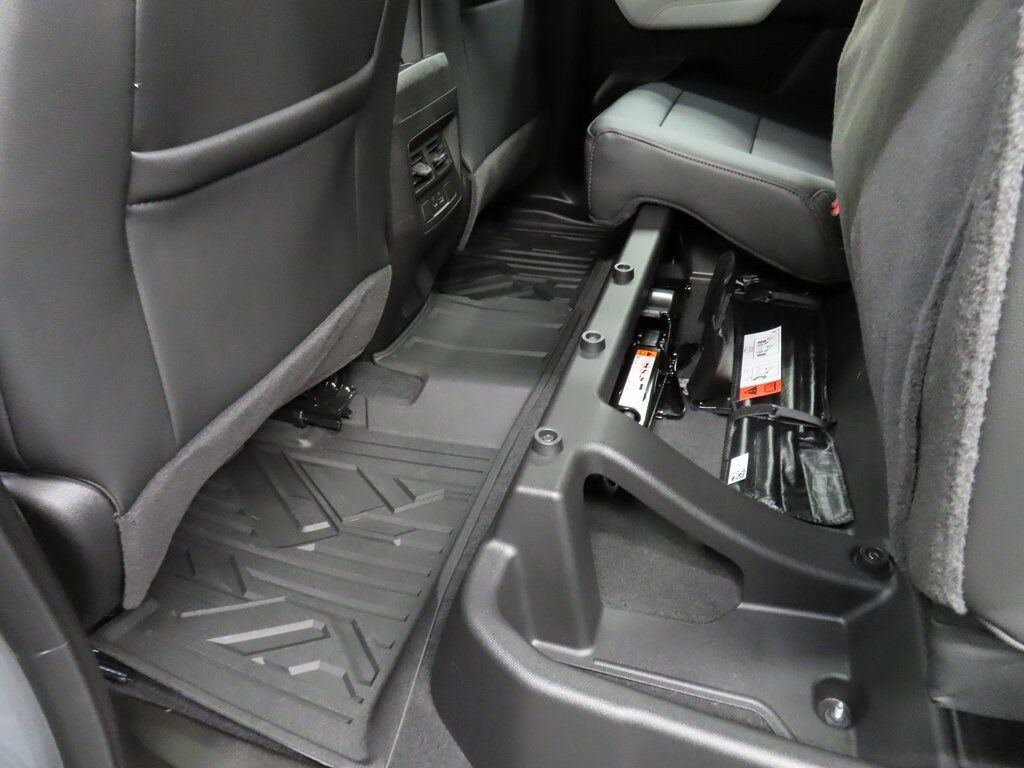 2025 GMC Canyon 4x4 Crew Cab AT4 Fond du Lac WI