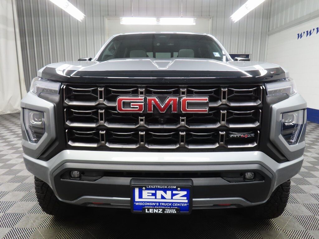 2025 GMC Canyon 4x4 Crew Cab AT4 Fond du Lac WI