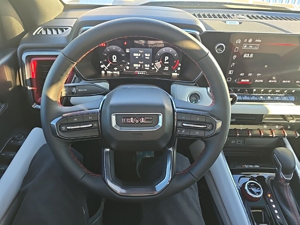 2025 GMC Canyon 4x4 Crew Cab AT4 Fond du Lac WI