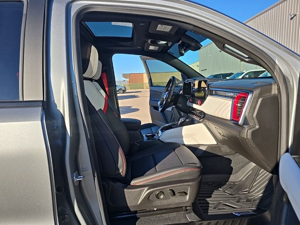 2025 GMC Canyon 4x4 Crew Cab AT4 Fond du Lac WI