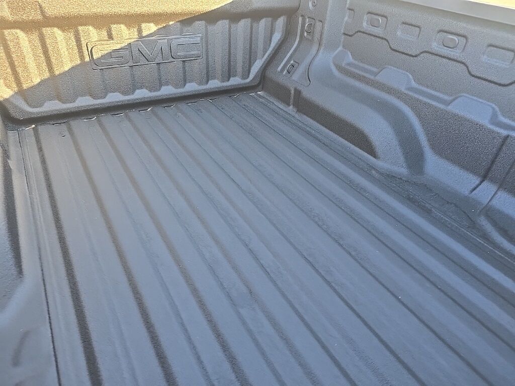 2025 GMC Canyon 4x4 Crew Cab AT4 Fond du Lac WI