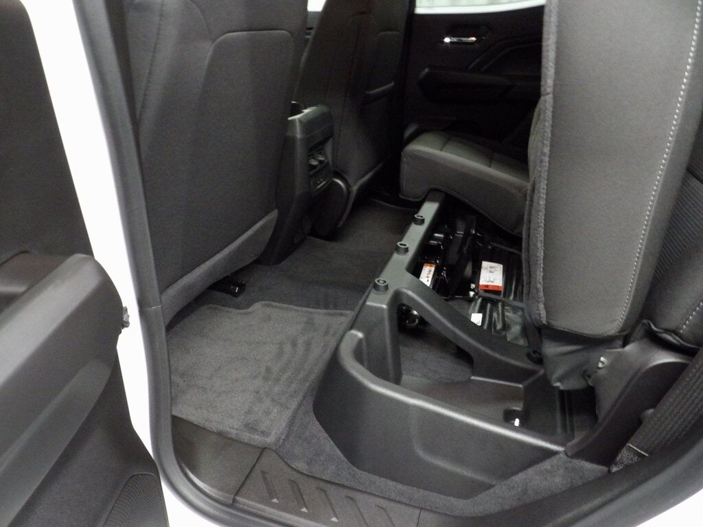 2025 GMC Canyon 4x4 Crew Cab Elevation Fond du Lac WI