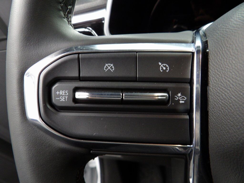 2025 GMC Canyon 4x4 Crew Cab Elevation Fond du Lac WI