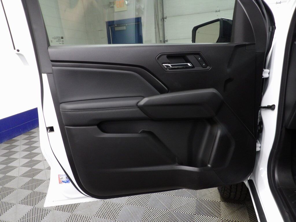 2025 GMC Canyon 4x4 Crew Cab Elevation Fond du Lac WI