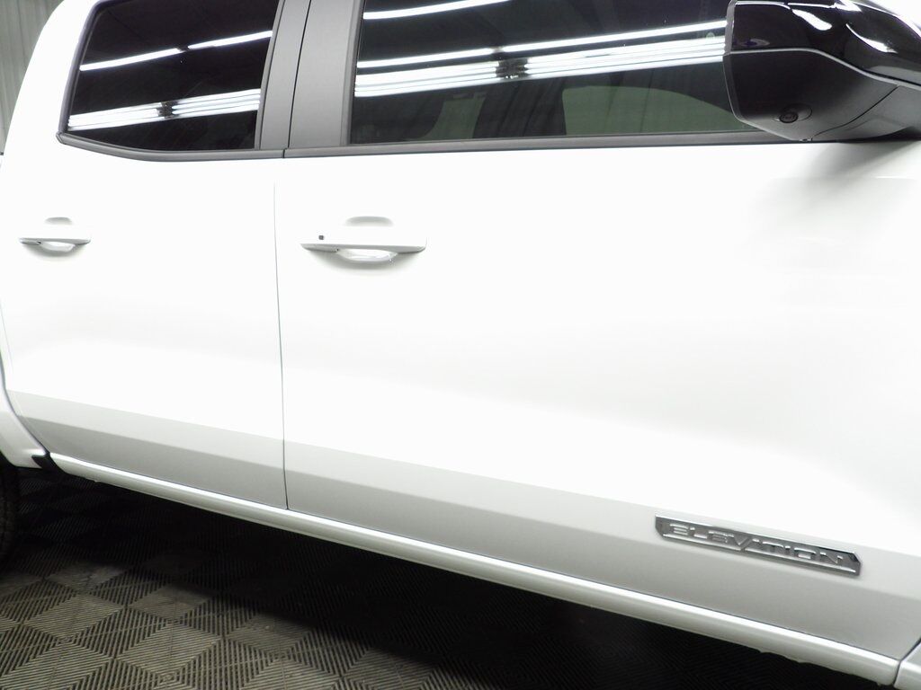 2025 GMC Canyon 4x4 Crew Cab Elevation Fond du Lac WI