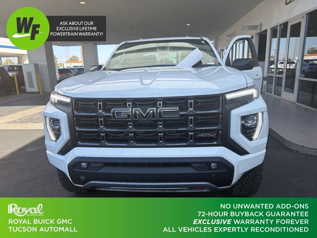 2025 GMC Canyon AT4