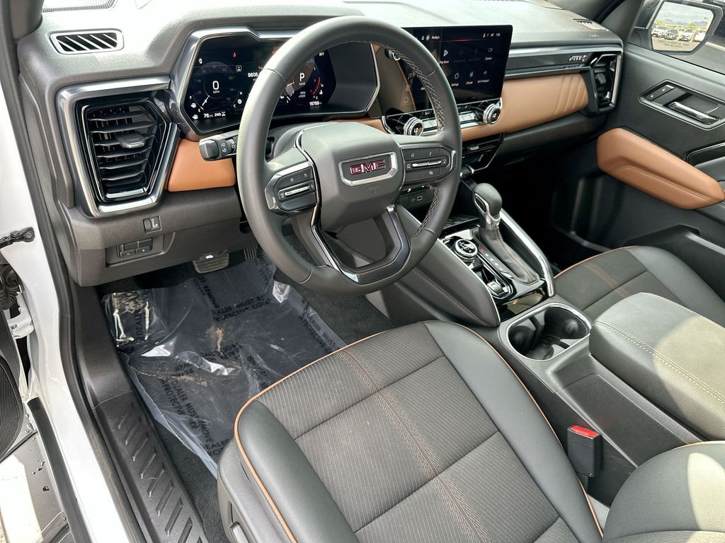 2025 GMC Canyon AT4