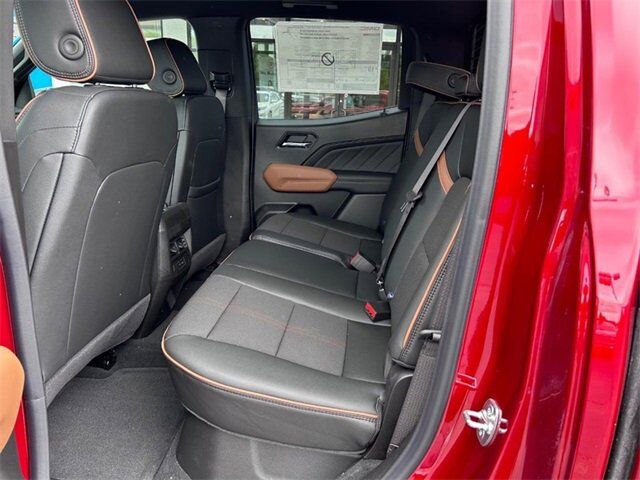 2025 GMC Canyon AT4 Farmington MO